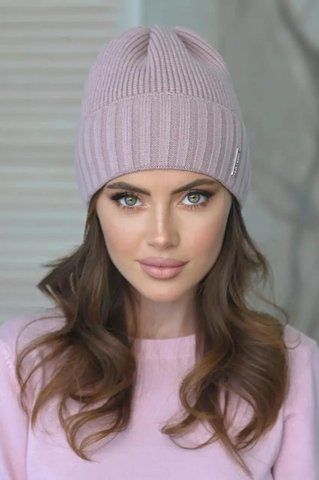 Жіноча в'язана шапка Венді 494-036 темна пудра 494-036 фото