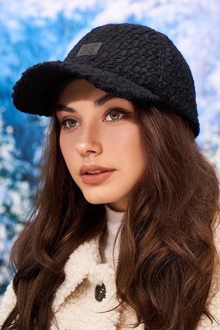 Чорна тепла бейсболка букле 6085 1551239778 фото
